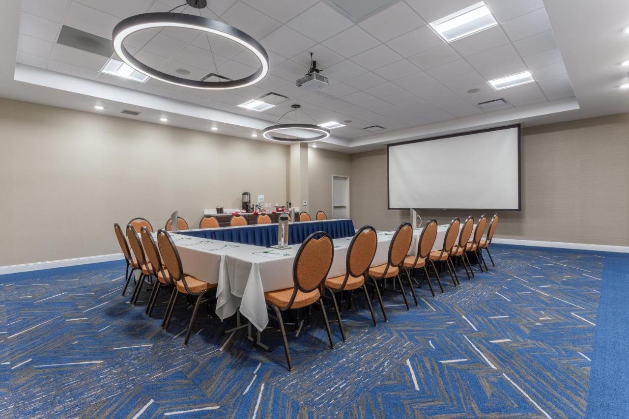 Holiday Inn & Suites - Jefferson City By Ihg Exterior photo